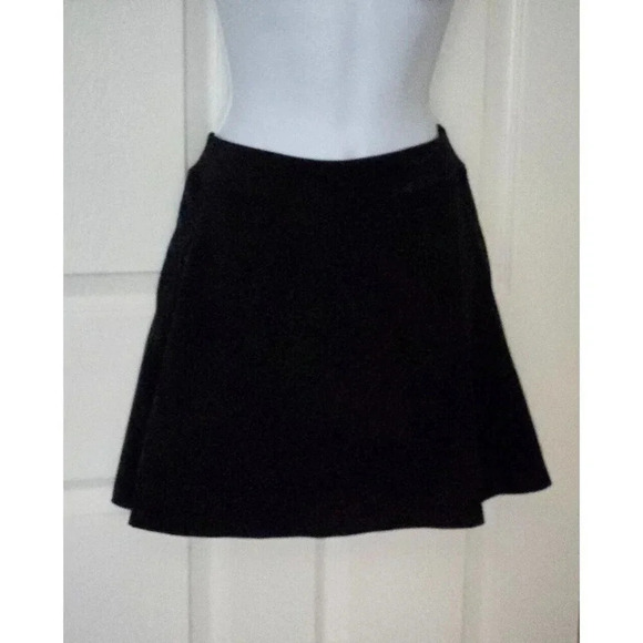 Under Armour Heat gear fitted Women's Golf Tennis Skort black Size XS - Picture 1 of 8